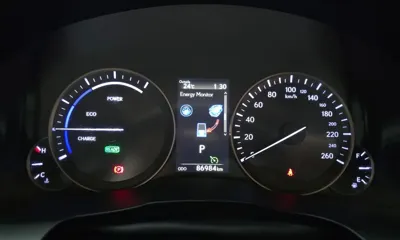 Lexus ES 2017, 86984 км, за 15628.05 USD - фото 8