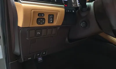 Lexus ES 2017, 86984 км, за 15628.05 USD - фото 27
