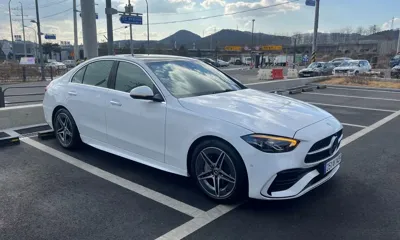 Mercedes-Benz C-Class 2025, 2200 км, за 25938.67 USD