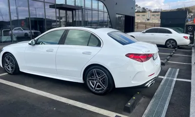 Mercedes-Benz C-Class 2025, 2200 км, за 25938.67 USD