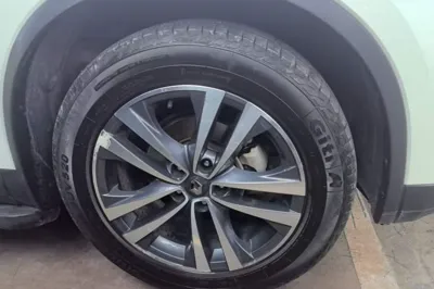 Renault Koleos 2018, 98100 км, за 8224 USD - фото 16