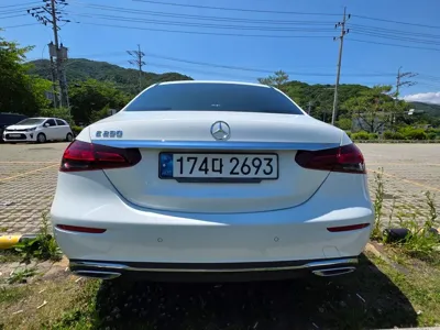 Mercedes-Benz E-Class 2021, 75000 км, за 21399.5 USD