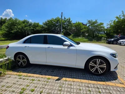 Mercedes-Benz E-Class 2021, 75000 км, за 21399.5 USD