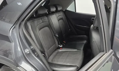 Hyundai Venue 2020, 44056 км, за 9572.18 USD - фото 12