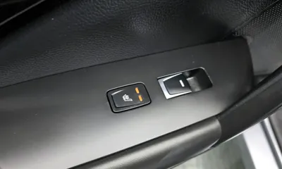 Hyundai Grandeur 2015, 193342 км, за 3907.28 USD - фото 17