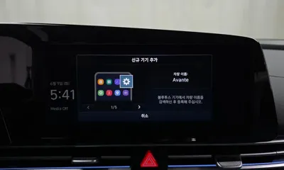Hyundai Avante 2024, 9076 км, за 15114.01 USD - фото 28