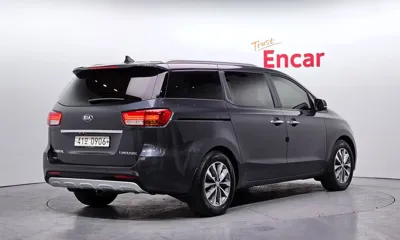 Kia Canival 2016, 138894 км, за 6742.47 USD