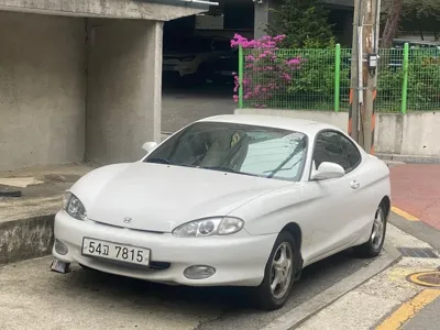 Hyundai Tiburon 1996, 120000 км, за 6498.62 USD