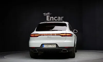 Porsche Macan 2021, 25532 км, за 39577.13 USD