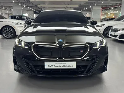 BMW i5 2025, 7006 км, за 56230.88 USD