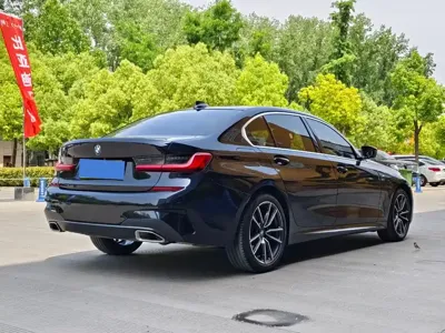 BMW 3 Series 2021, 59000 км, за 17651.64 USD