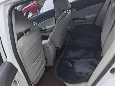 Honda Civic 2015, 133000 км, за 4987.5 USD
