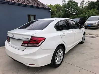 Honda Civic 2015, 133000 км, за 4987.5 USD - фото 6