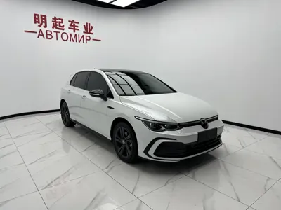 Volkswagen Golf 2022, 34000 км, за 20038.53 USD