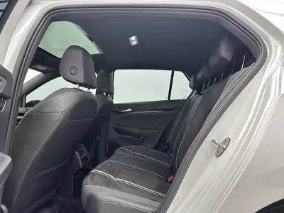 Volkswagen Golf 2022, 34000 км, за 20038.53 USD - фото 6