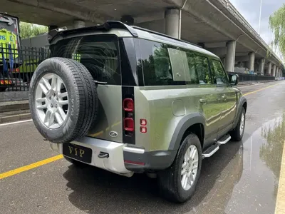 Land Rover Defender 2020, 75000 км, за 54148.45 USD - фото 6
