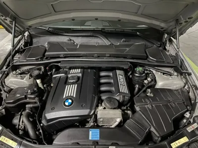 BMW 3-Series 2008, 92000 км, за 6367.34 USD - фото 6
