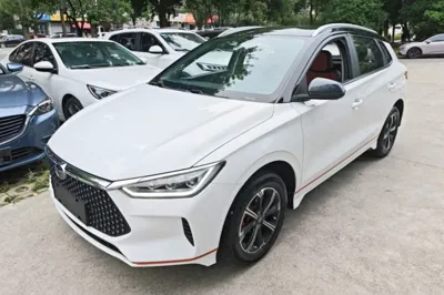 BYD e2 · 2021 год