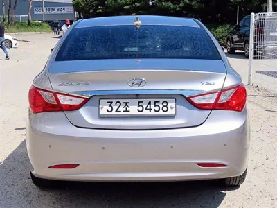 Hyundai Sonata 2011, 87996 км, за 2344.21 USD