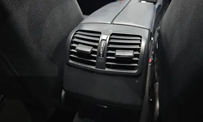 Mercedes-Benz E-Class 2016, 86172 км, за 9452.68 USD - фото 31