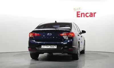 Hyundai Avante 2019, 89747 км, за 7730.43 USD