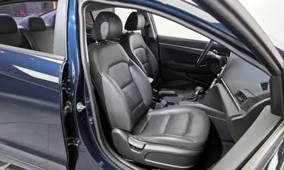 Hyundai Avante 2019, 89747 км, за 7680.19 USD - фото 12