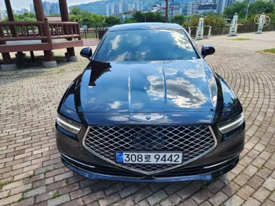 Genesis G90 2020, 96606 км, за 21859 USD