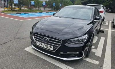 Hyundai Grandeur 2018, 130400 км, за 8533.54 USD - фото 9