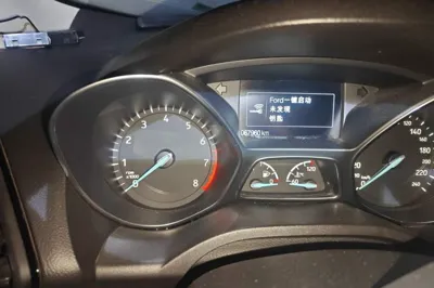 Ford Kuga 2017, 67900 км, за 6550 USD - фото 3