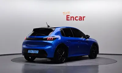 Peugeot 208 2023, 103228 км, за 12465.54 USD