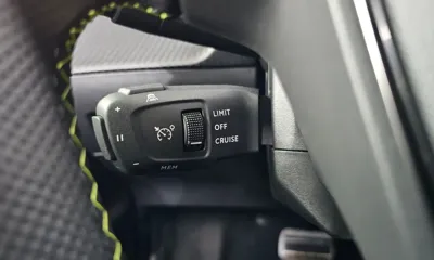 Peugeot 208 2023, 103228 км, за 12465.54 USD - фото 27