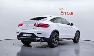 Mercedes-Benz GLC-Class 2023, 66156 км, за 32044.93 USD