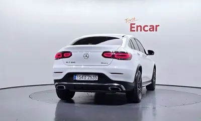 Mercedes-Benz GLC-Class 2023, 66156 км, за 32044.93 USD