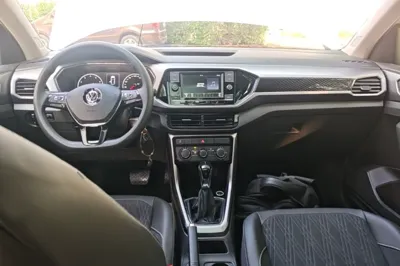 Volkswagen T-Cross 2019, 63900 км, за 9436 USD - фото 12