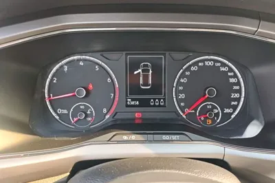 Volkswagen T-Cross 2019, 63900 км, за 9436 USD - фото 14