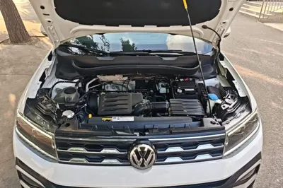 Volkswagen T-Cross 2019, 63900 км, за 9436 USD - фото 24
