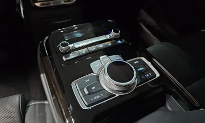 Genesis G90 2019, 105220 км, за 20342.65 USD - фото 28