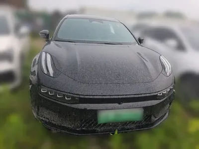 Zeekr 001 2023, 33500 км, за 22718.81 USD
