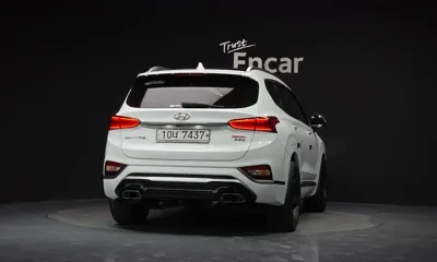 Hyundai Santafe 2019, 75691 км, за 15953.63 USD