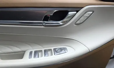 Hyundai Grandeur 2020, 87806 км, за 15562.93 USD - фото 36