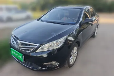 Changan Eado · 2014 год