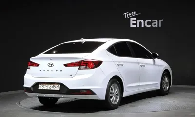 Hyundai Avante 2020, 44974 км, за 9311.71 USD