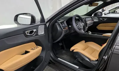 Volvo XC60 2022, 74312 км, за 29670.47 USD - фото 10