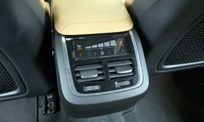 Volvo XC60 2022, 74312 км, за 29670.47 USD - фото 18