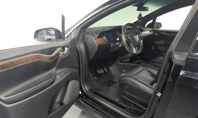Tesla Model X 2018, 80964 км, за 43039.7 USD - фото 10