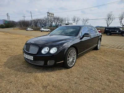 Bentley Flying Spur 2013, 117464 км, за 13335.95 USD