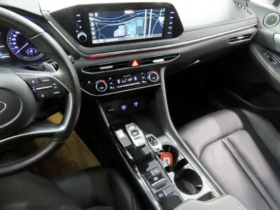 Hyundai Sonata 2022, 110976 км, за 9953.17 USD - фото 20
