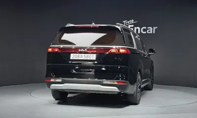 Kia Canival 2023, 69883 км, за 15137.5 USD