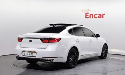 Kia K7 2018, 116481 км, за 8278.14 USD