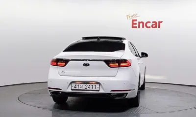 Kia K7 2018, 116481 км, за 8278.14 USD